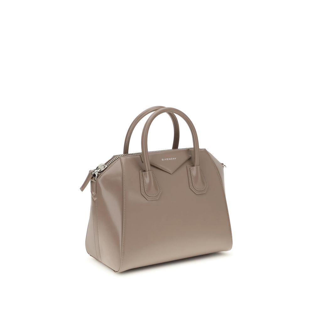 Antigona Small Leather Box Handbag