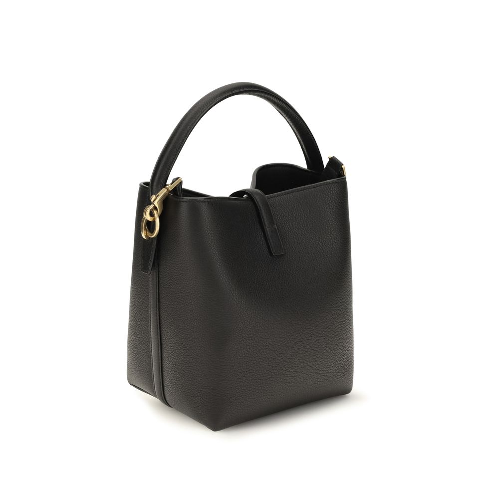 Le 37 Bucket Bag In Grained Leather